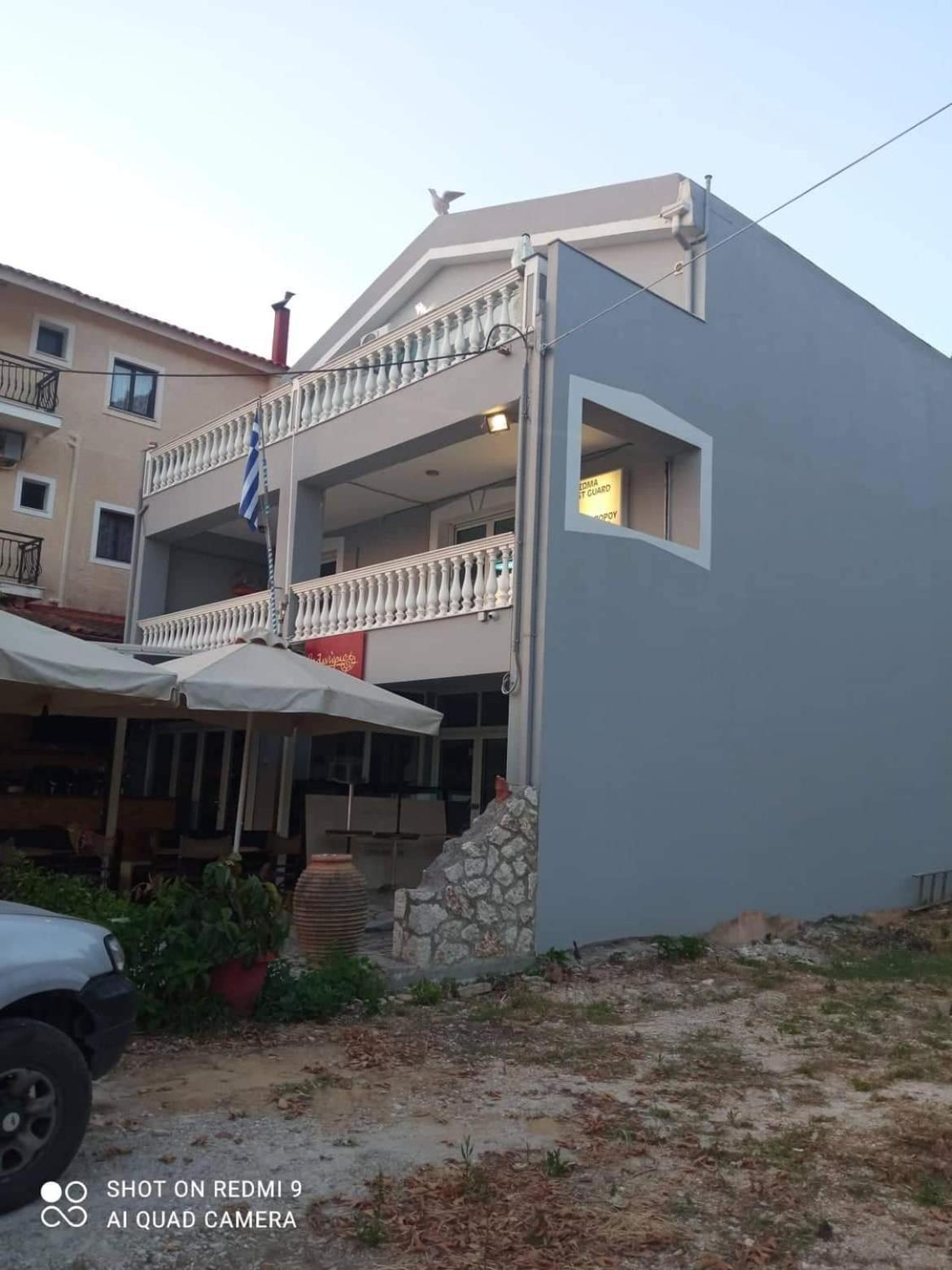 Vasilis Travlos Apartment Poros  Buitenkant foto